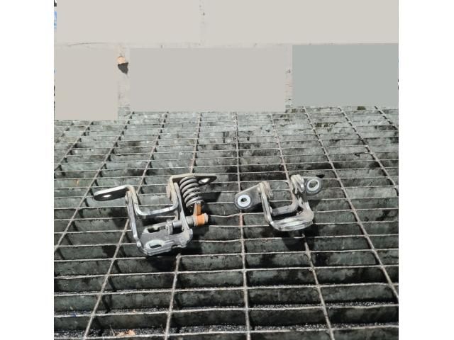 bontott JEEP COMPASS Ajtó Zsanér (Pozíciófüggetlen)