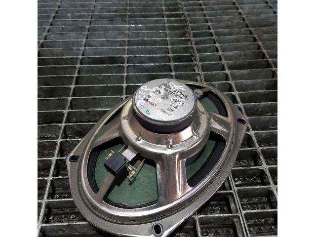 bontott JEEP COMPASS Bal hátsó Hangszóró