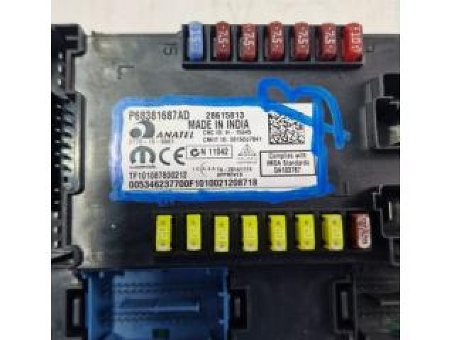 bontott JEEP COMPASS Biztosítéktábla Utastér