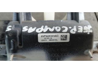 bontott JEEP COMPASS Csomagtérajtó Kilincs