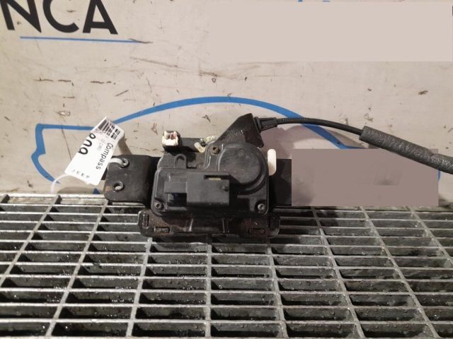 bontott JEEP COMPASS Csomagtérajtó Zárszerkezet