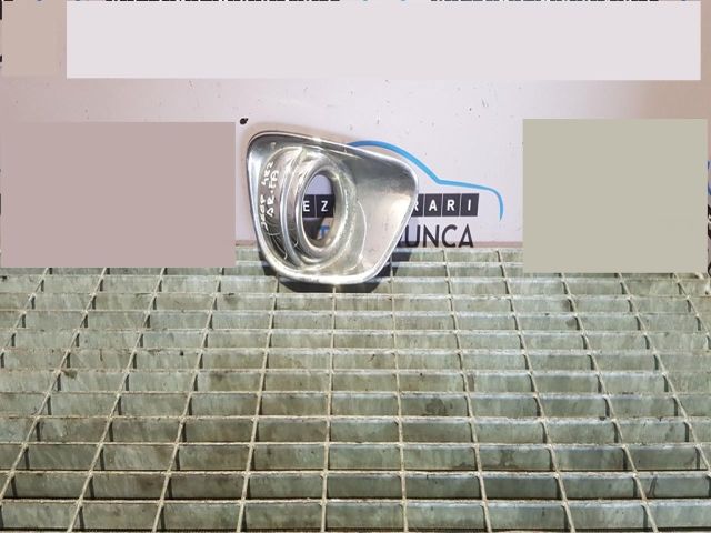 bontott JEEP COMPASS Első Lökhárító Díszléc