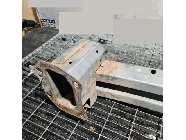 bontott JEEP COMPASS Első Lökhárító Merevítő (Fém)