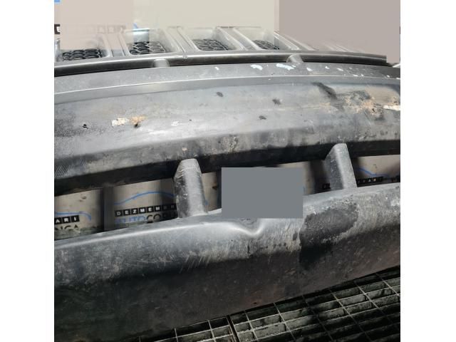 bontott JEEP COMPASS Első Lökhárító (Üresen)