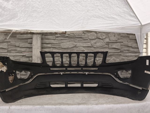 bontott JEEP COMPASS Első Lökhárító (Üresen)