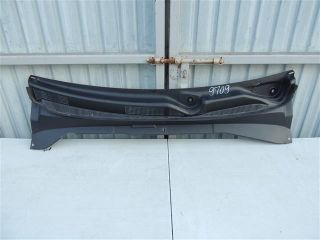 bontott JEEP COMPASS Első Szélvédő Felső Díszléc