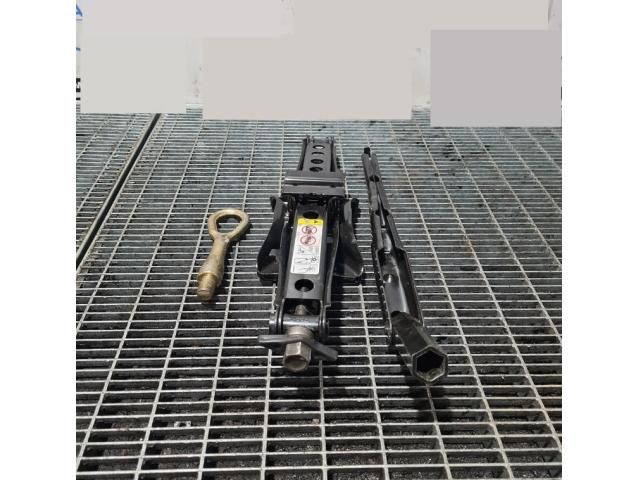 bontott JEEP COMPASS Emelő