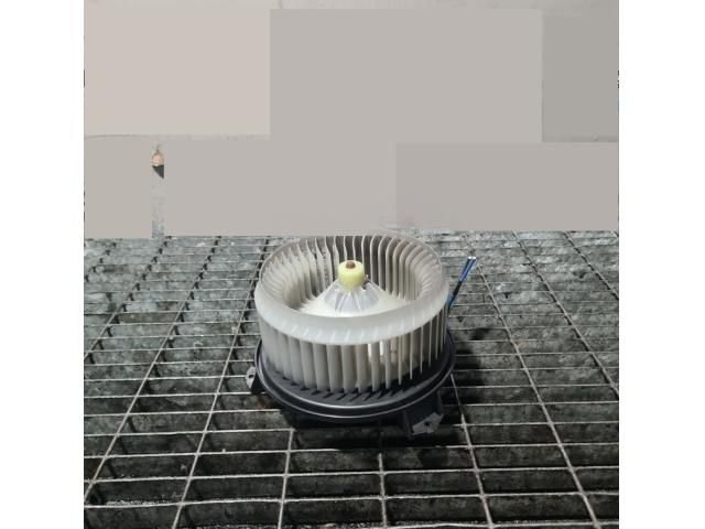 bontott JEEP COMPASS Fűtőmotor (Klímás)