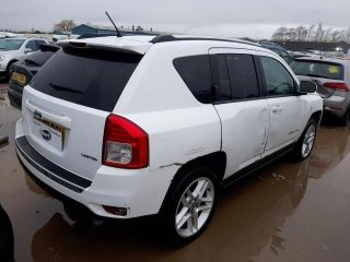 bontott JEEP COMPASS Jobb B Oszlop Burkolat