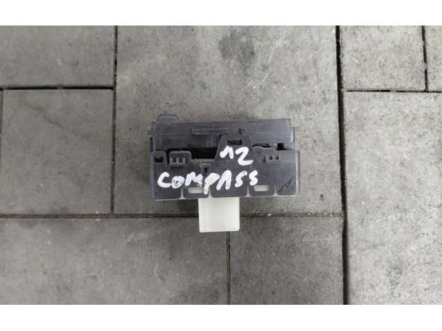 bontott JEEP COMPASS Jobb első Ablakemelő Kapcsoló