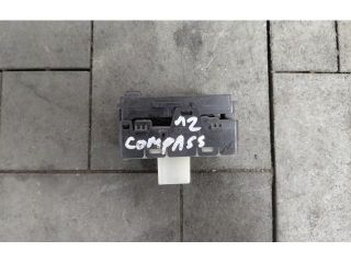 bontott JEEP COMPASS Jobb első Ablakemelő Kapcsoló