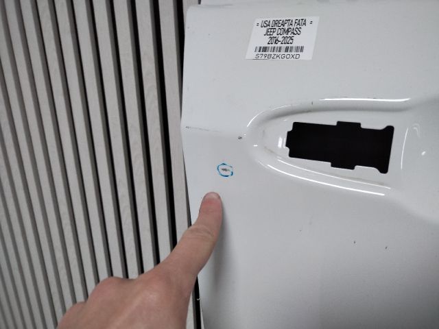 bontott JEEP COMPASS Jobb első Ajtó (Üres lemez)