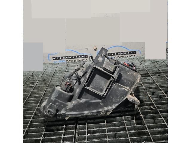 bontott JEEP COMPASS Jobb Fényszóró