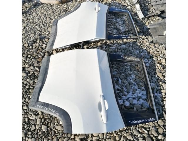 bontott JEEP COMPASS Jobb hátsó Ajtó (Üres lemez)