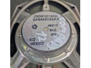 bontott JEEP COMPASS Jobb hátsó Hangszóró