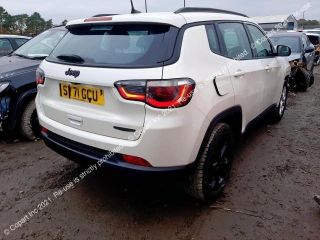 bontott JEEP COMPASS Jobb hátsó Vízlehúzó Gumicsík