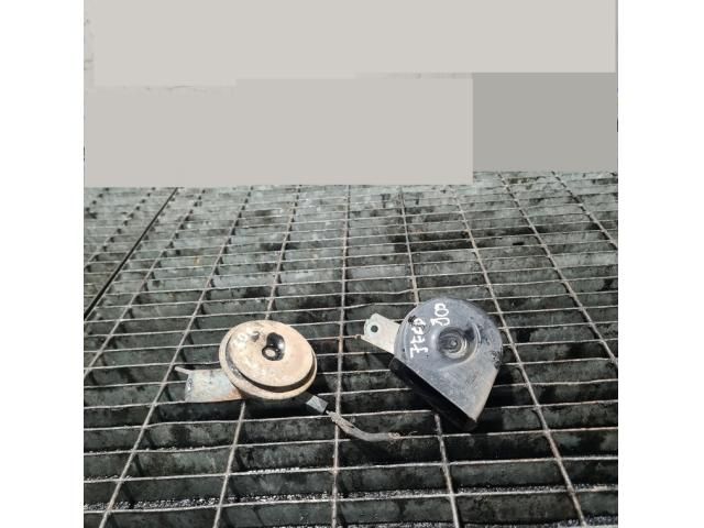 bontott JEEP COMPASS Kürt