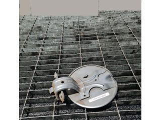 bontott JEEP COMPASS Tankajtó