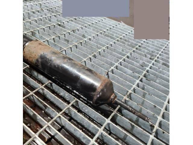 bontott JEEP GRAND CHEROKEE Bal első Lengéscsillapító