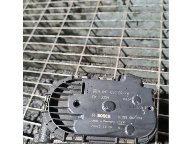 bontott JEEP GRAND CHEROKEE Fojtószelep (Elektromos)