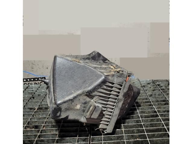 bontott JEEP GRAND CHEROKEE Légszűrő Ház