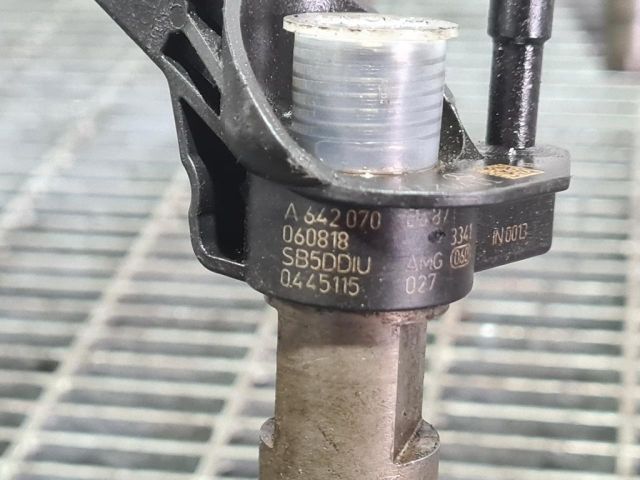 bontott JEEP GRAND CHEROKEE Porlasztó (1 db)