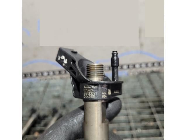 bontott JEEP GRAND CHEROKEE Porlasztó (1 db)