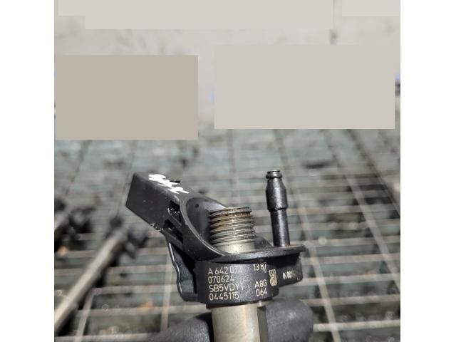 bontott JEEP GRAND CHEROKEE Porlasztó (1 db)