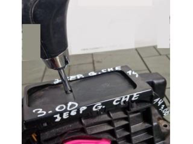 bontott JEEP GRAND CHEROKEE Váltó Kulissza