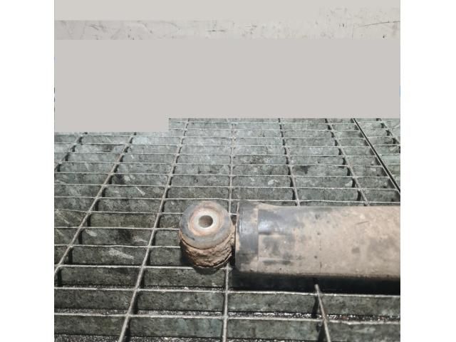 bontott JEEP GRAND CHEROKEE Bal hátsó Lengéscsillapító