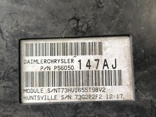 bontott JEEP GRAND CHEROKEE Biztosítéktábla Motortér