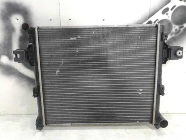 bontott JEEP GRAND CHEROKEE Vízhűtő Radiátor (Nem klímás)