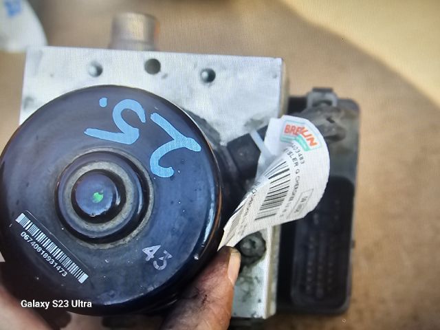 bontott JEEP GRAND CHEROKEE ABS Kocka