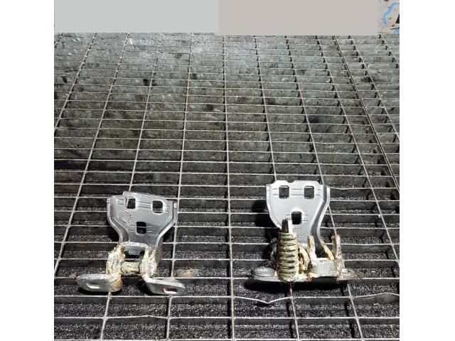 bontott JEEP GRAND CHEROKEE Ajtó Zsanér (Pozíciófüggetlen)