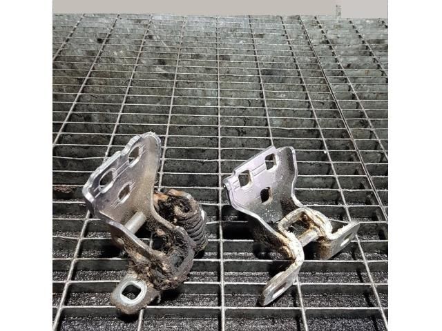 bontott JEEP GRAND CHEROKEE Ajtó Zsanér (Pozíciófüggetlen)