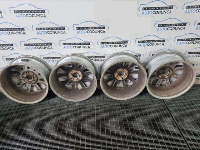 bontott JEEP GRAND CHEROKEE Alufelni Szett