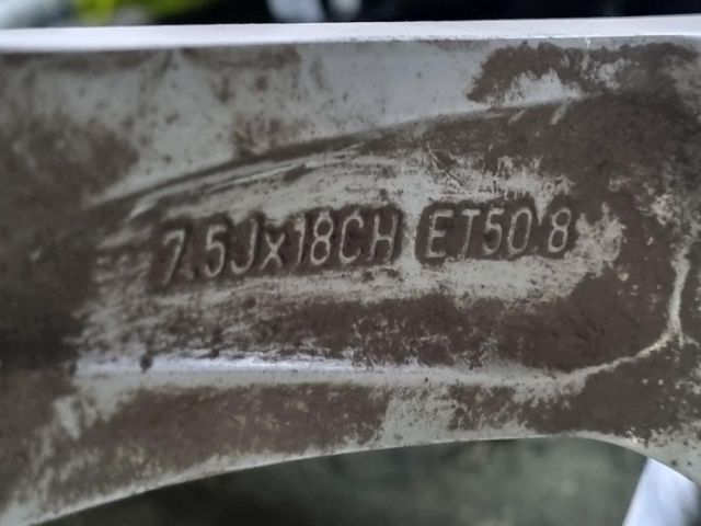 bontott JEEP GRAND CHEROKEE Alufelni Szett