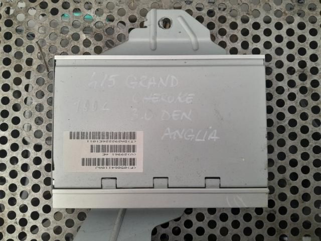 bontott JEEP GRAND CHEROKEE Antenna Erősítő