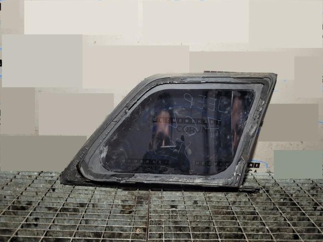 bontott JEEP GRAND CHEROKEE Bal C Oszlop Oldalablak Üveg