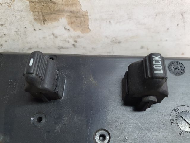 bontott JEEP GRAND CHEROKEE Bal első Ablakemelő Kapcsoló