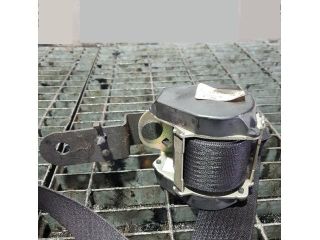 bontott JEEP GRAND CHEROKEE Bal első Biztonsági Öv