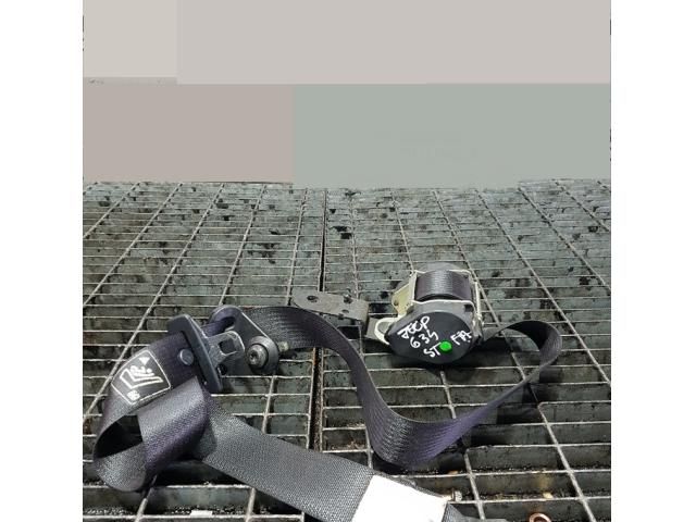 bontott JEEP GRAND CHEROKEE Bal első Biztonsági Öv