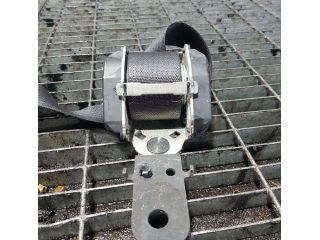 bontott JEEP GRAND CHEROKEE Bal első Biztonsági Öv