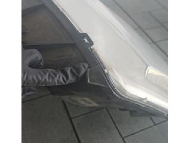 bontott JEEP GRAND CHEROKEE Bal Fényszóró