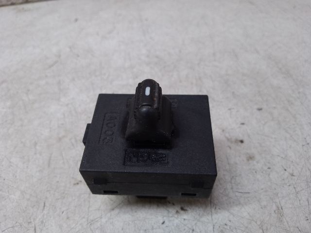 bontott JEEP GRAND CHEROKEE Bal hátsó Ablakemelő Kapcsoló