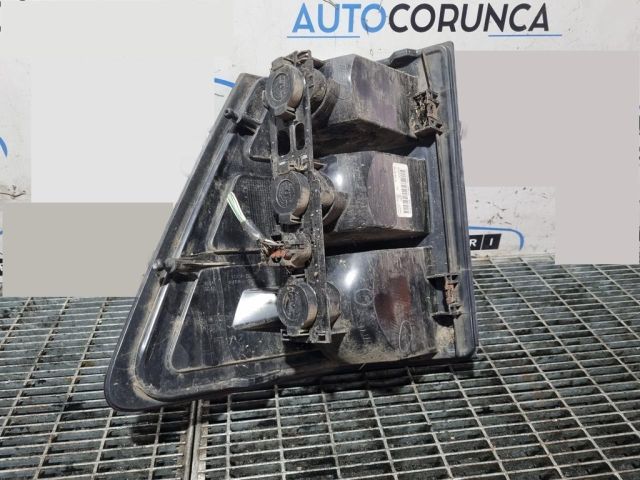 bontott JEEP GRAND CHEROKEE Bal Hátsó Lámpa