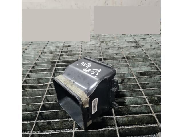 bontott JEEP GRAND CHEROKEE Bal Szellőző