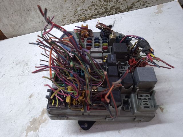 bontott JEEP GRAND CHEROKEE Biztosítéktábla Utastér