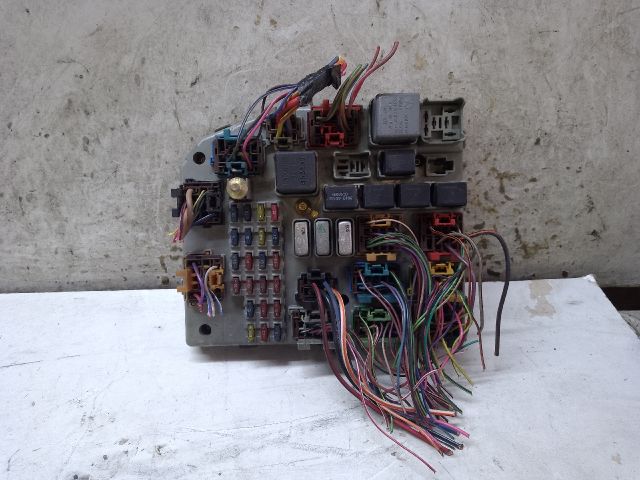 bontott JEEP GRAND CHEROKEE Biztosítéktábla Utastér