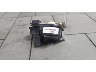 bontott JEEP GRAND CHEROKEE Csomagtérajtó Zárszerkezet